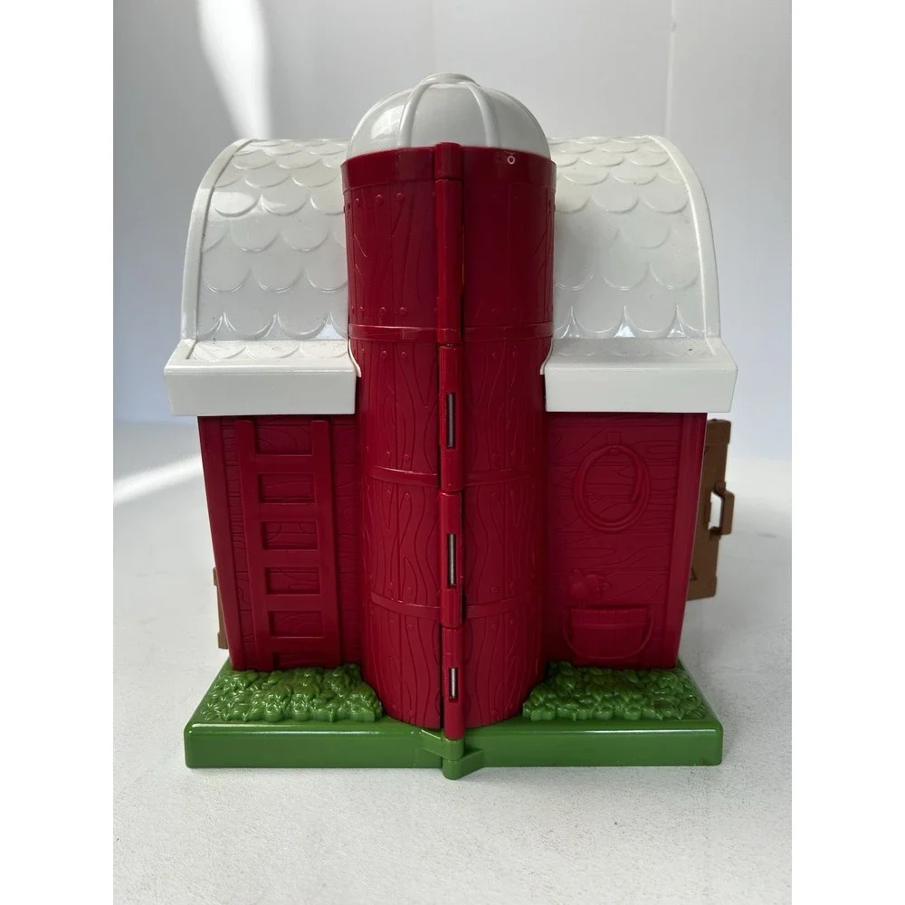 Vintage Fisher Price Hinged Red Barn Little People Farm W/Farmer & 5 Animals